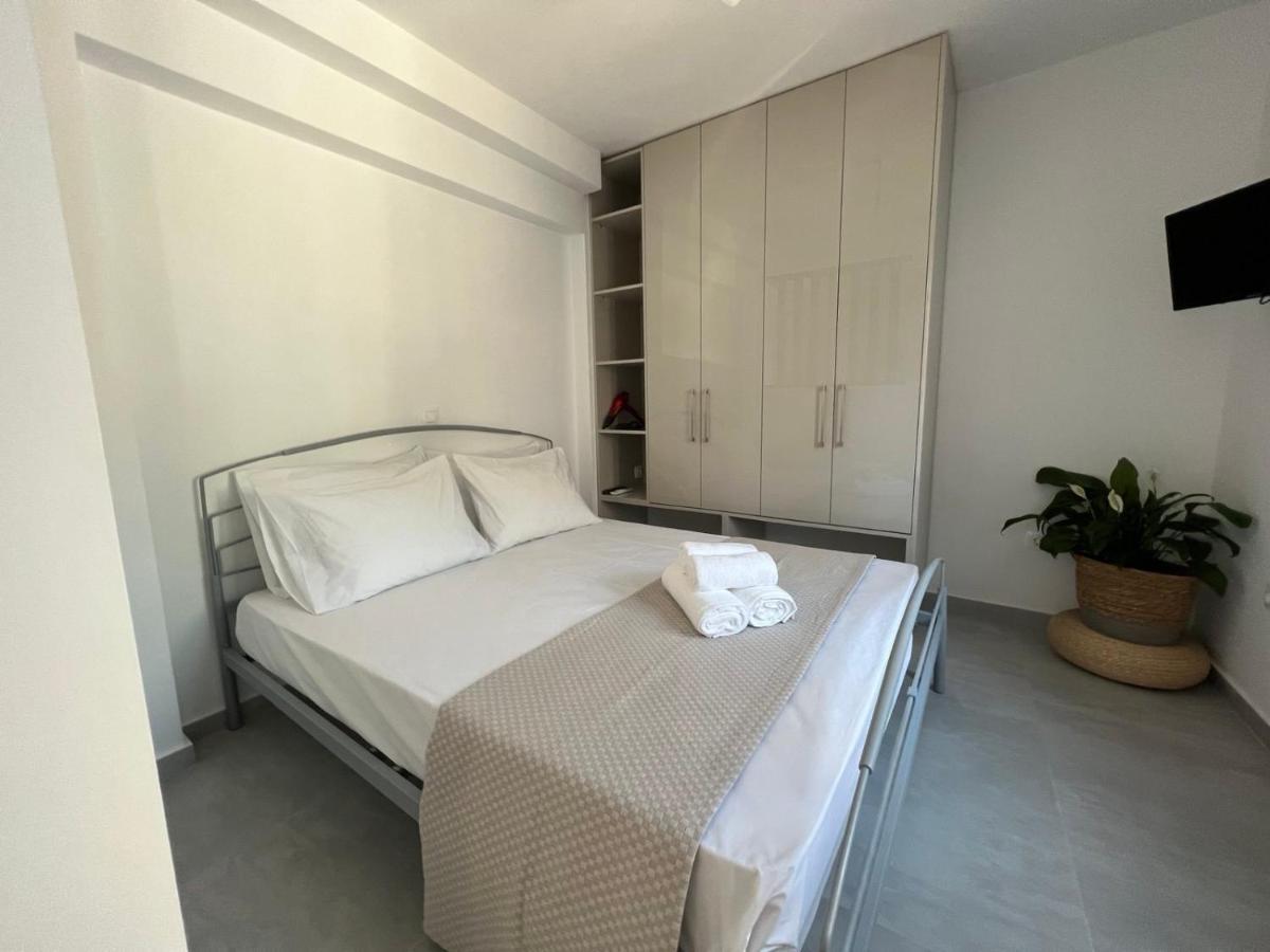 Vespista Boutique Apartment Skiathos Town Exterior photo
