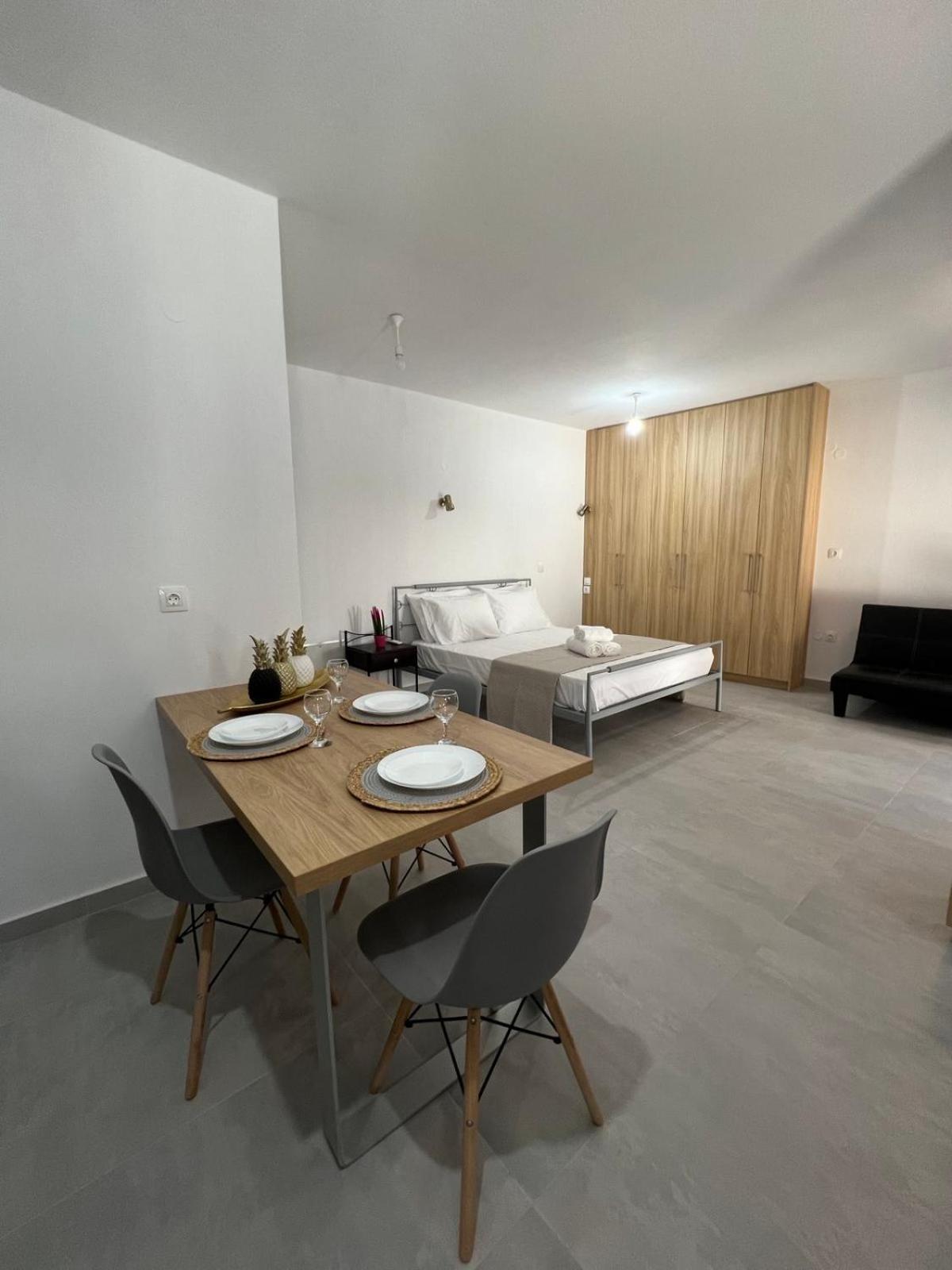 Vespista Boutique Apartment Skiathos Town Exterior photo